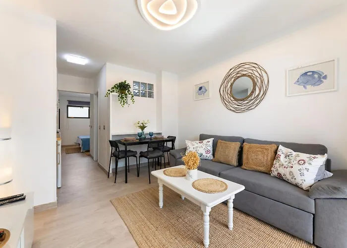 Sunny Escape - Relax Y Comodidad En 卡门港